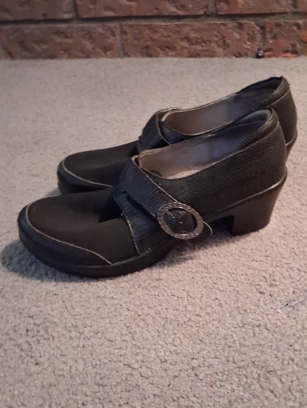 Alegria Women's Black Low Heel Mary Jane Clogs Buckle Sljp On Shoes.(scuffed) 9